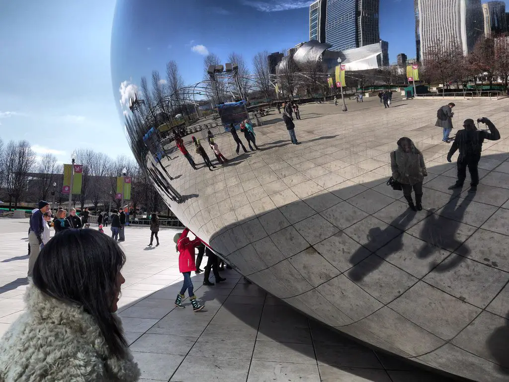 Nat and Mase at Cloud Gate (The Bean) in Chicago