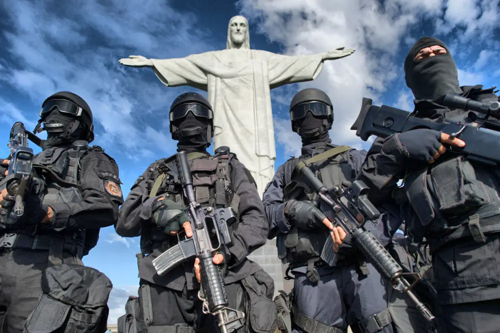 Police Armed With Guns at Christ The Redeemer