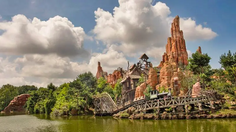 The Runaway Mine Train Hurtles Around Big Thunder Mountain, Disneyland Paris