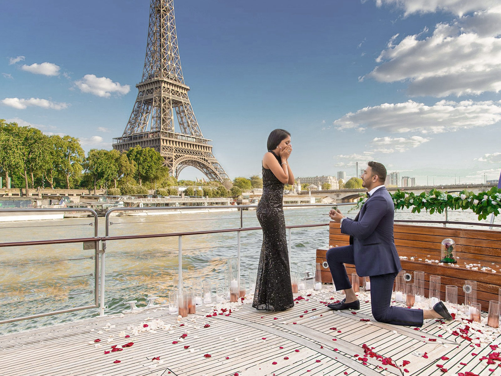 Marriage Proposal Ideas in Paris: Man Proposes on River Seine Cruise, Overlooking Eiffel Tower