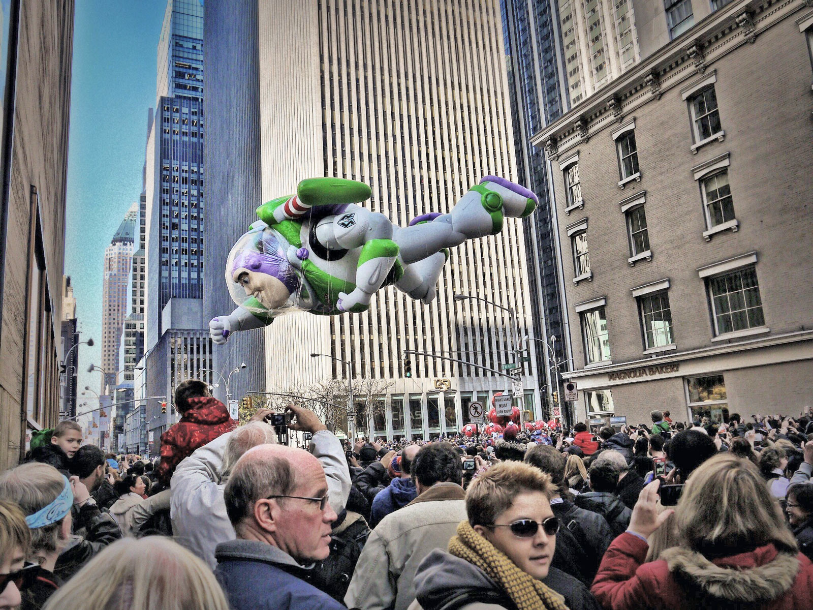 Buzz Lightyear from Toy Story with Kids in NYC in Winter - Macys Thanksgiving Day Parade
