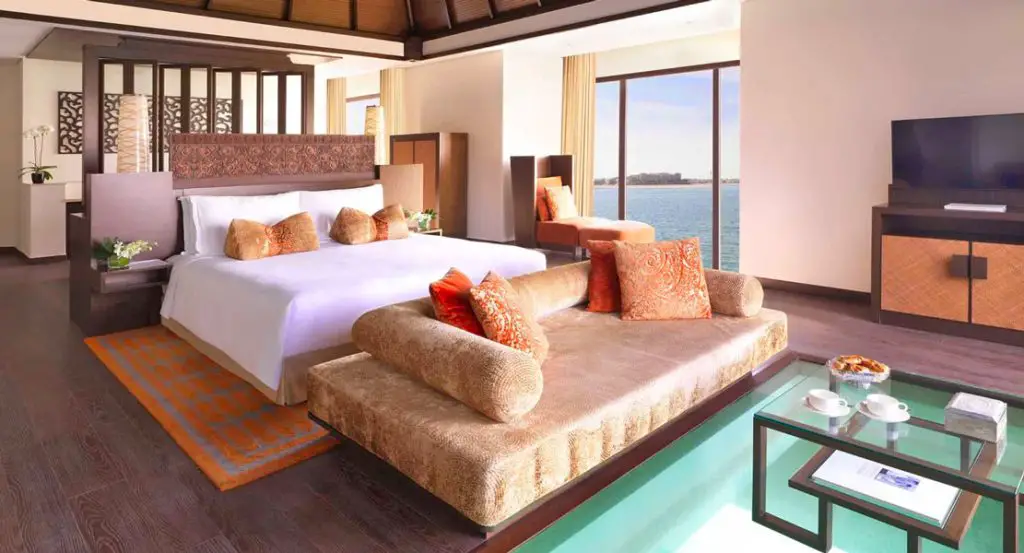 Anantara The Palm Dubai - Overwater Villa Room