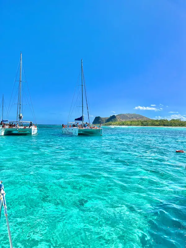 Catamarans on Cruise Tour to Mauritius North Islands
