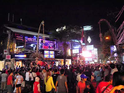 Kuta: Experience the Wild Nightlife on Legian Road