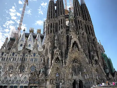 Taking In the Overwhelming Beauty of Sagrada Familia