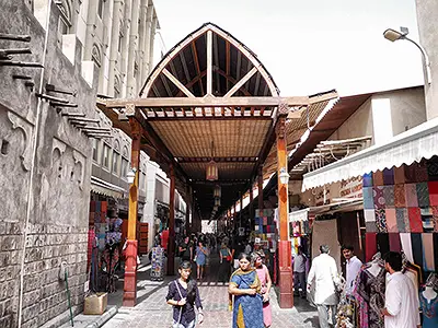 Bur Dubai Souk: Buy Spices, Textiles & Ornaments