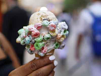 Try Insta-Famous, Rainbow-Coloured Ice Cream
