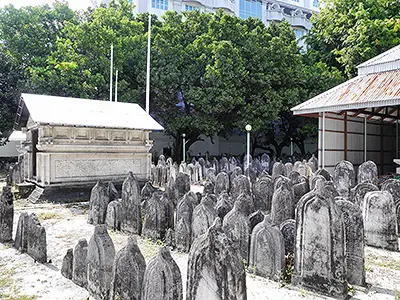 Find Solace at Malé Friday Mosque Cemetery