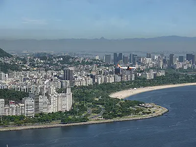 Spot Planes from Urca Hill