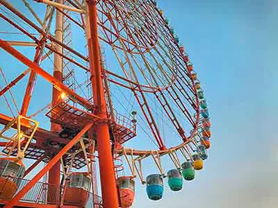 Choose a Colour: Climb Aboard Odaiba’s Giant Ferris Wheel