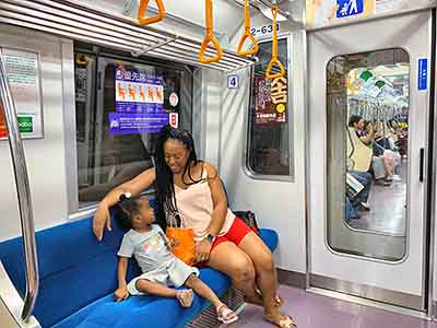 Tokyo Metro: Enjoying a Leisurely Ride on the Subway